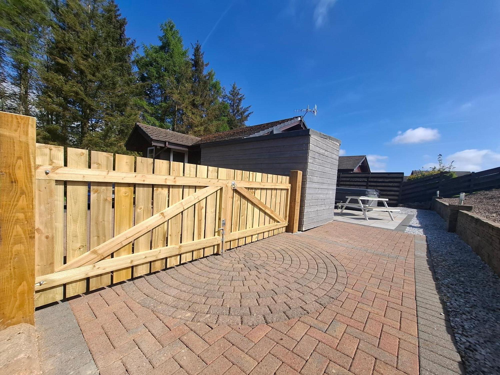 Cairnyard Lodges - Woodrow Beeswing Екстер'єр фото